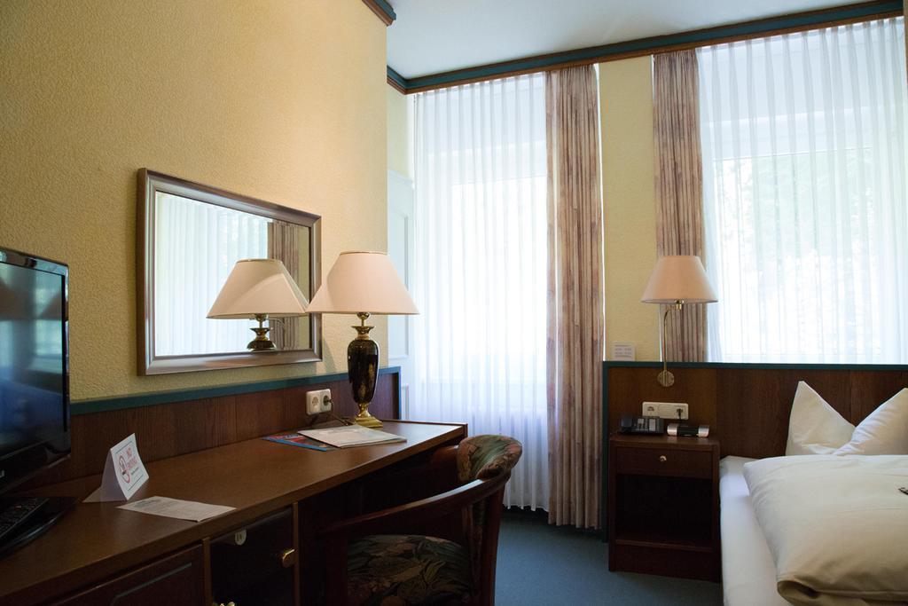 Hotel Reifenstein Kleinbartloff Ngoại thất bức ảnh