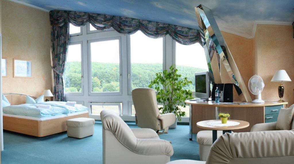 Hotel Reifenstein Kleinbartloff Phòng bức ảnh
