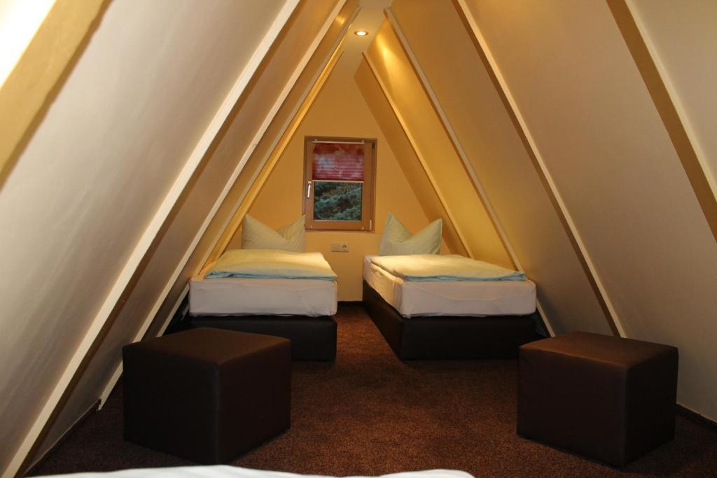 Hotel Reifenstein Kleinbartloff Phòng bức ảnh