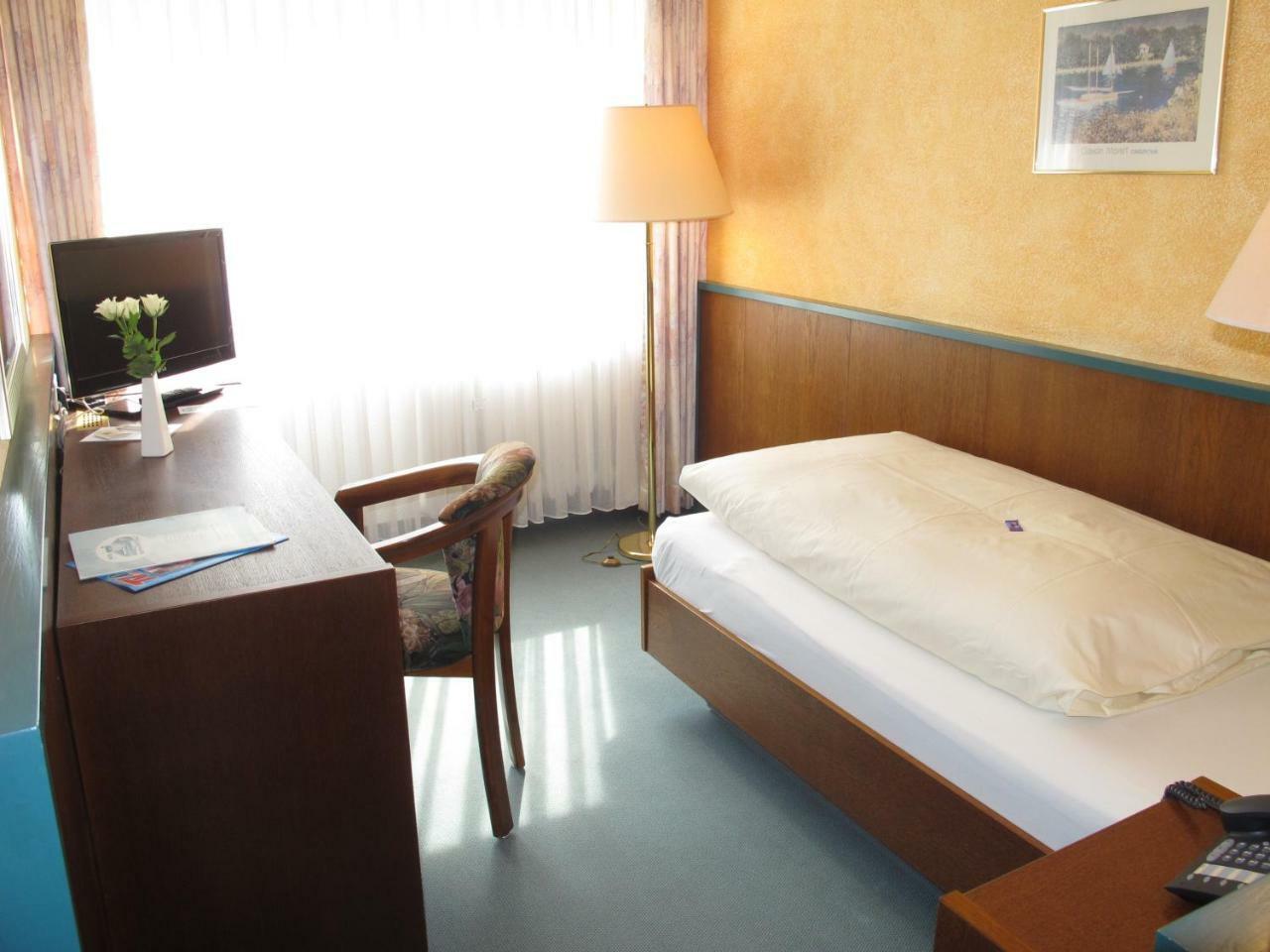 Hotel Reifenstein Kleinbartloff Ngoại thất bức ảnh